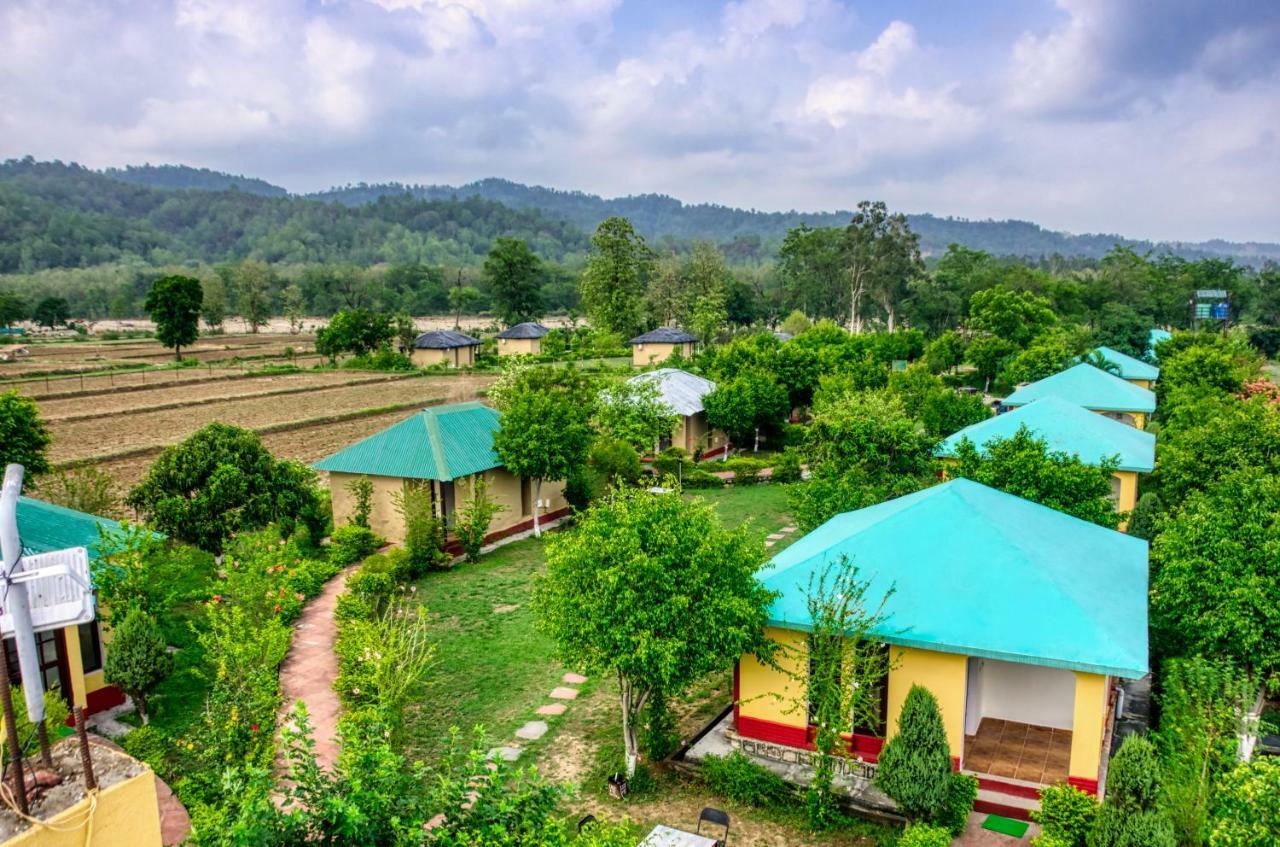 Tusk and Roar Corbett Resort Dhela Exteriör bild